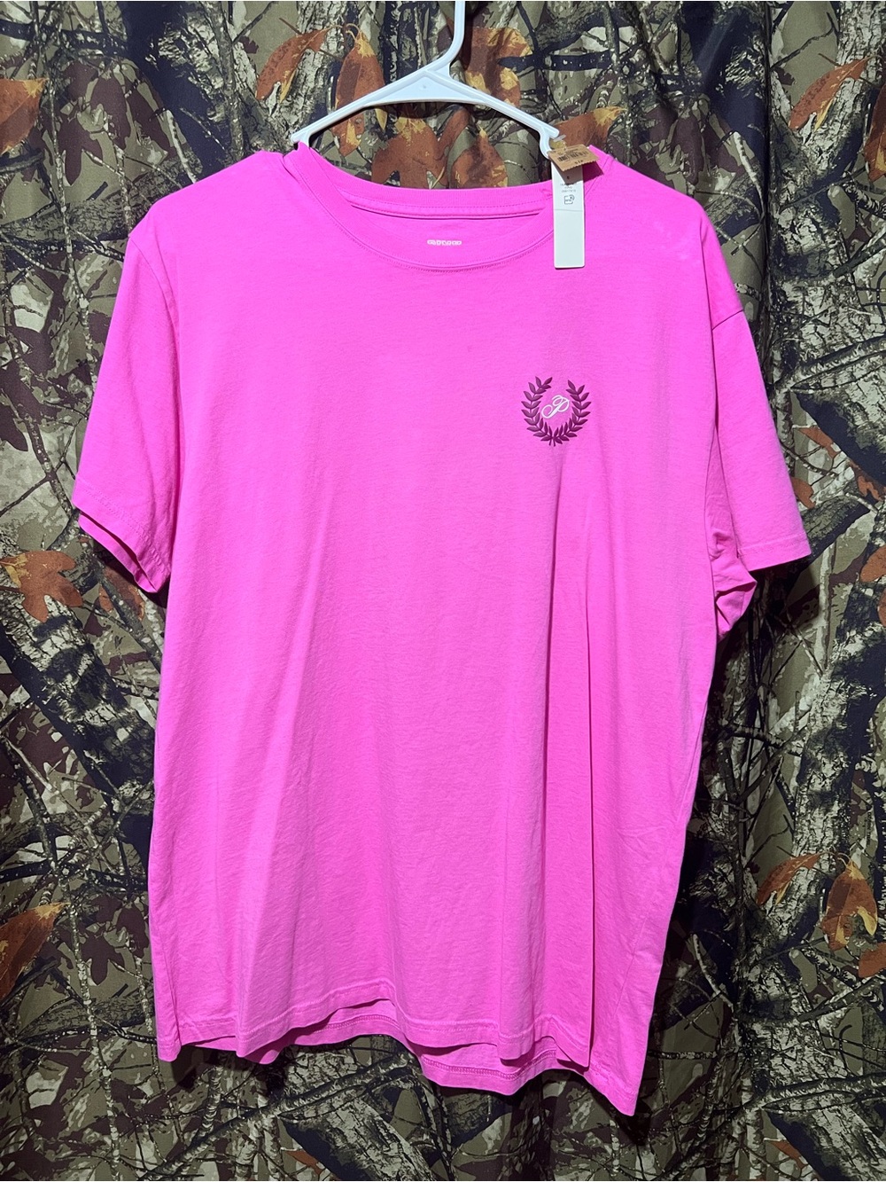 VS PINK campus tee NWT